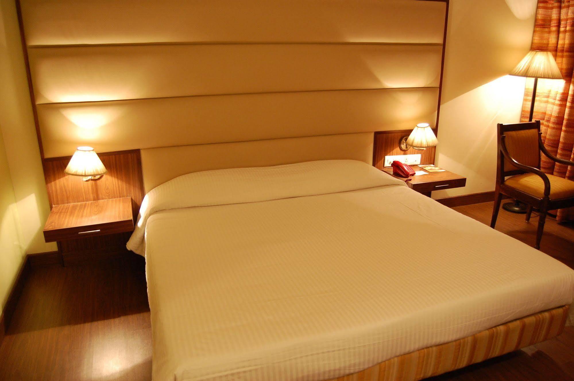 Mapple Abhay Jodhpur Hotel Jodhpur  Bagian luar foto