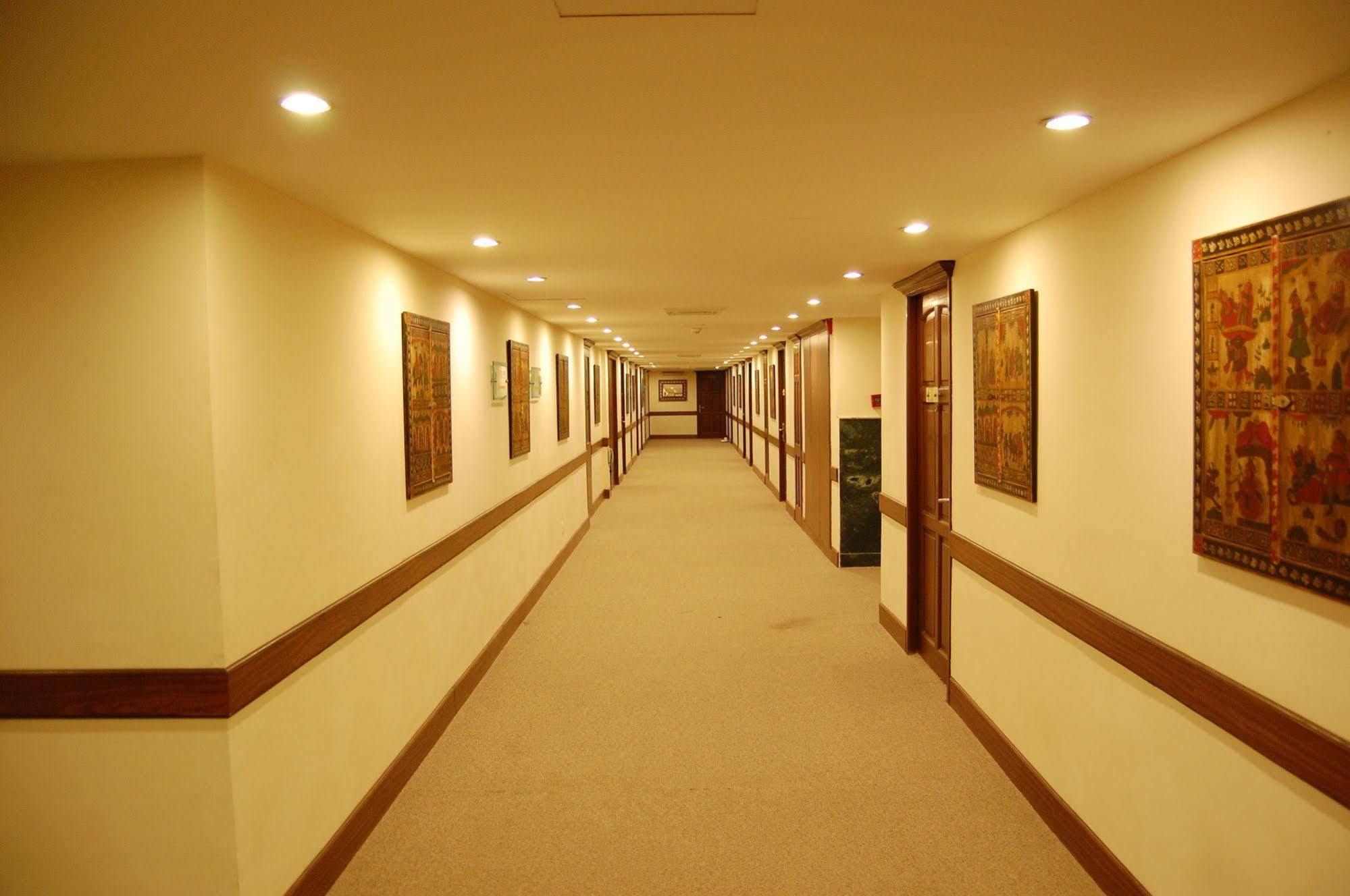 Mapple Abhay Jodhpur Hotel Jodhpur  Bagian luar foto